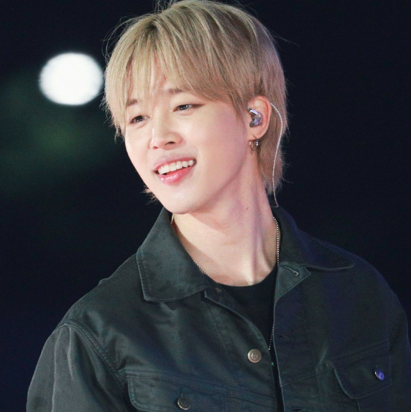 Foto aktivitas terbaru Jimin (BTS)