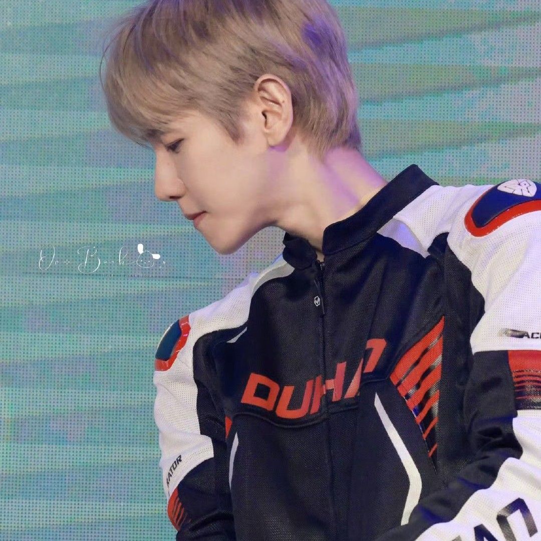 Foto terbaru Baekhyun (EXO)