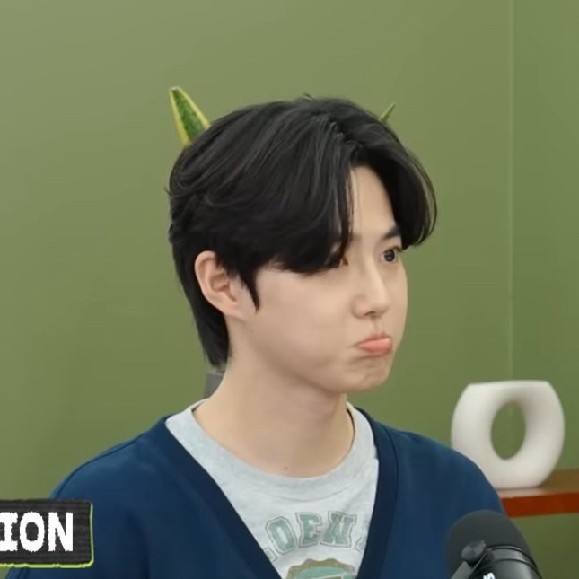Behind-the-scenes cut of Suho (EXO)