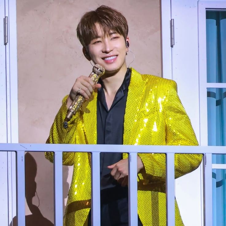 Latest photo of Wonwoo (SEVENTEEN)