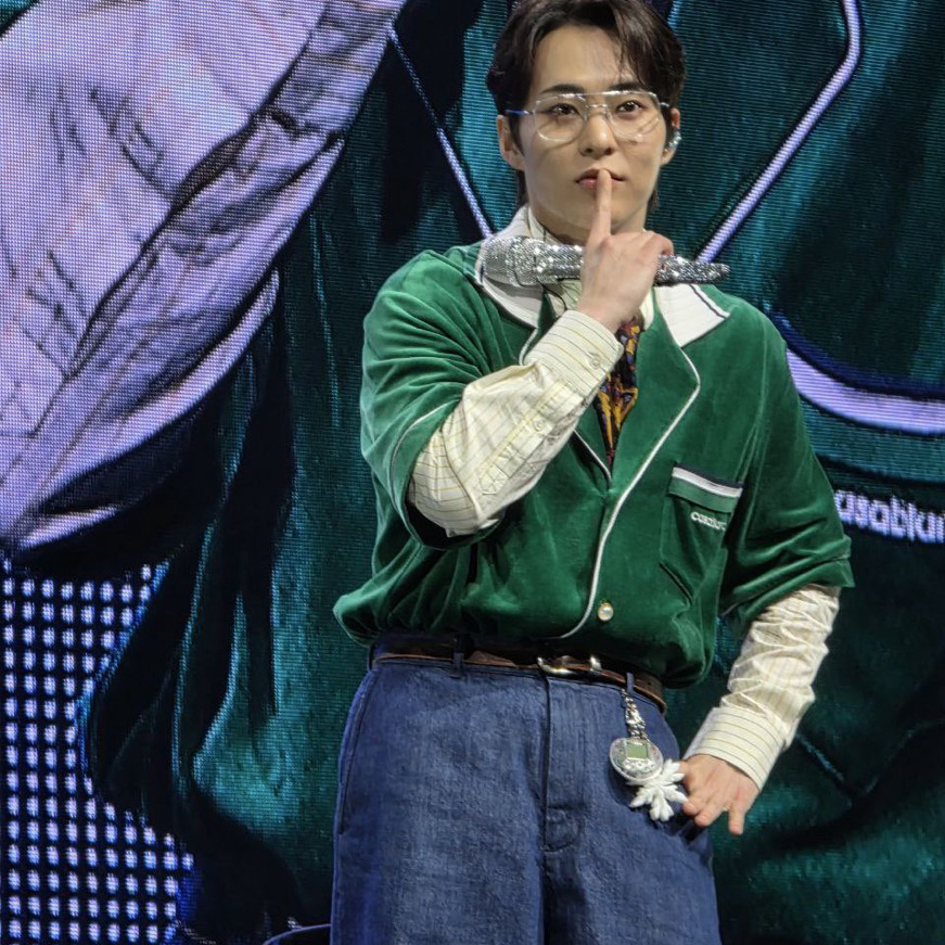 Behind-the-scenes cut of Xiumin (EXO)