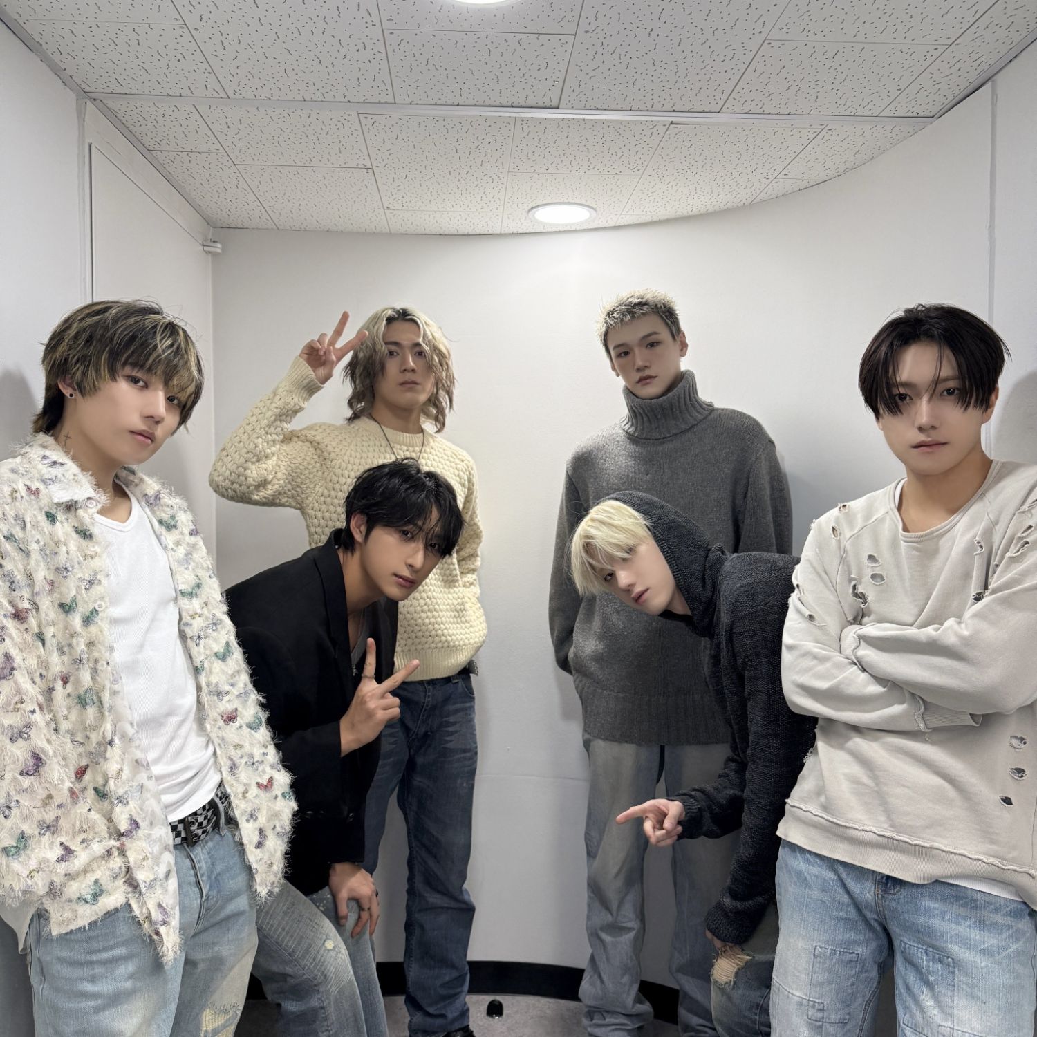 저스트비의 비하인드 컷