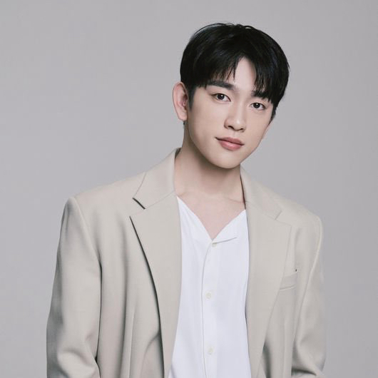 Recent activity shot of Jinyoung (GOT7)