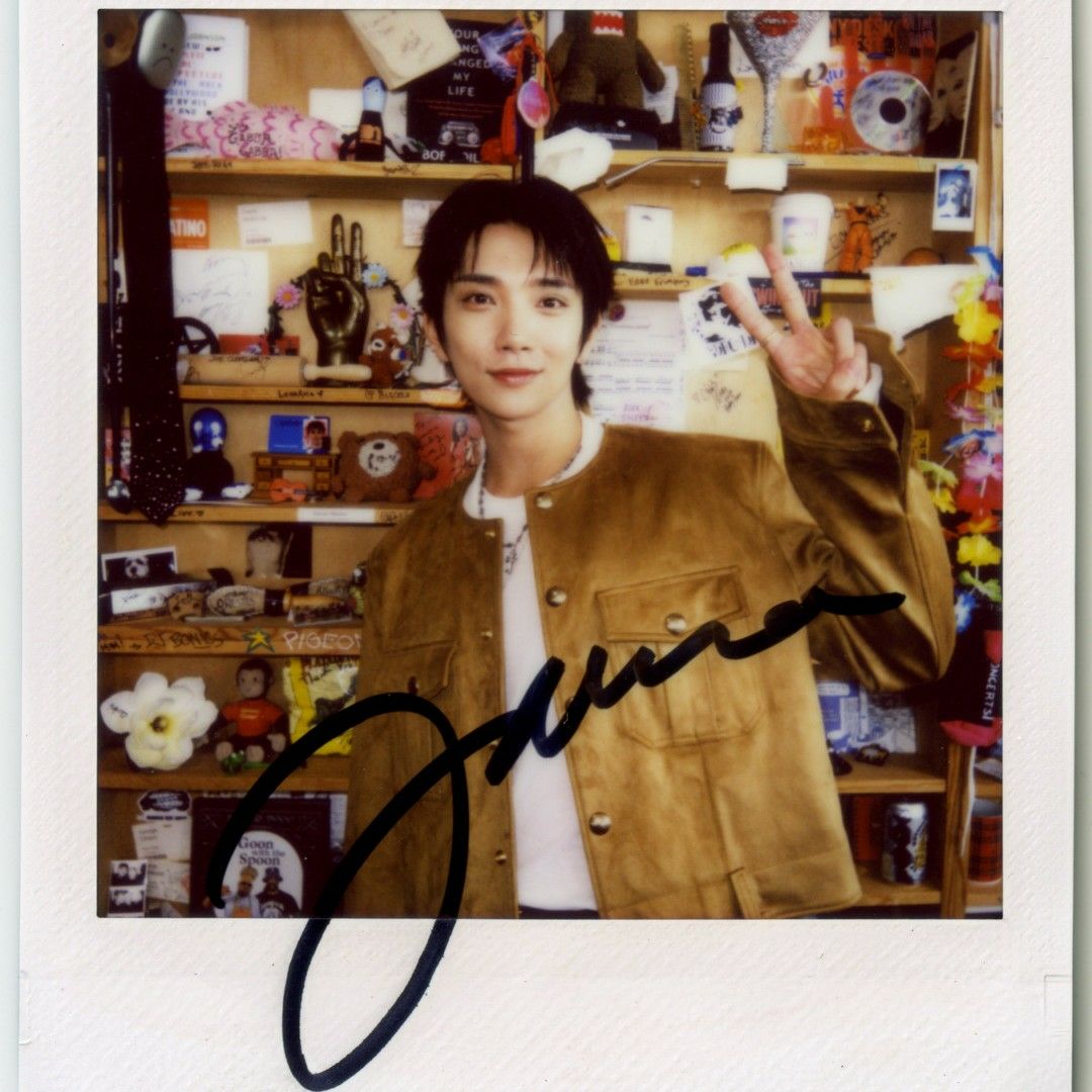 Foto aktivitas terbaru Joshua (SEVENTEEN)