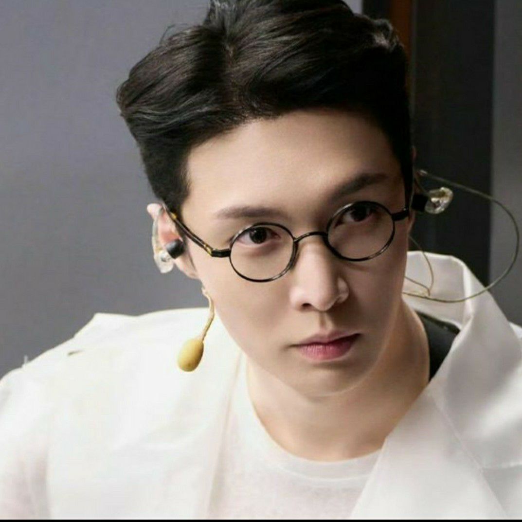Recent activity shot of Sehun (EXO)