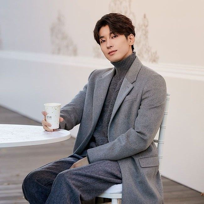 Behind-the-scenes cut of Wonwoo (SEVENTEEN)