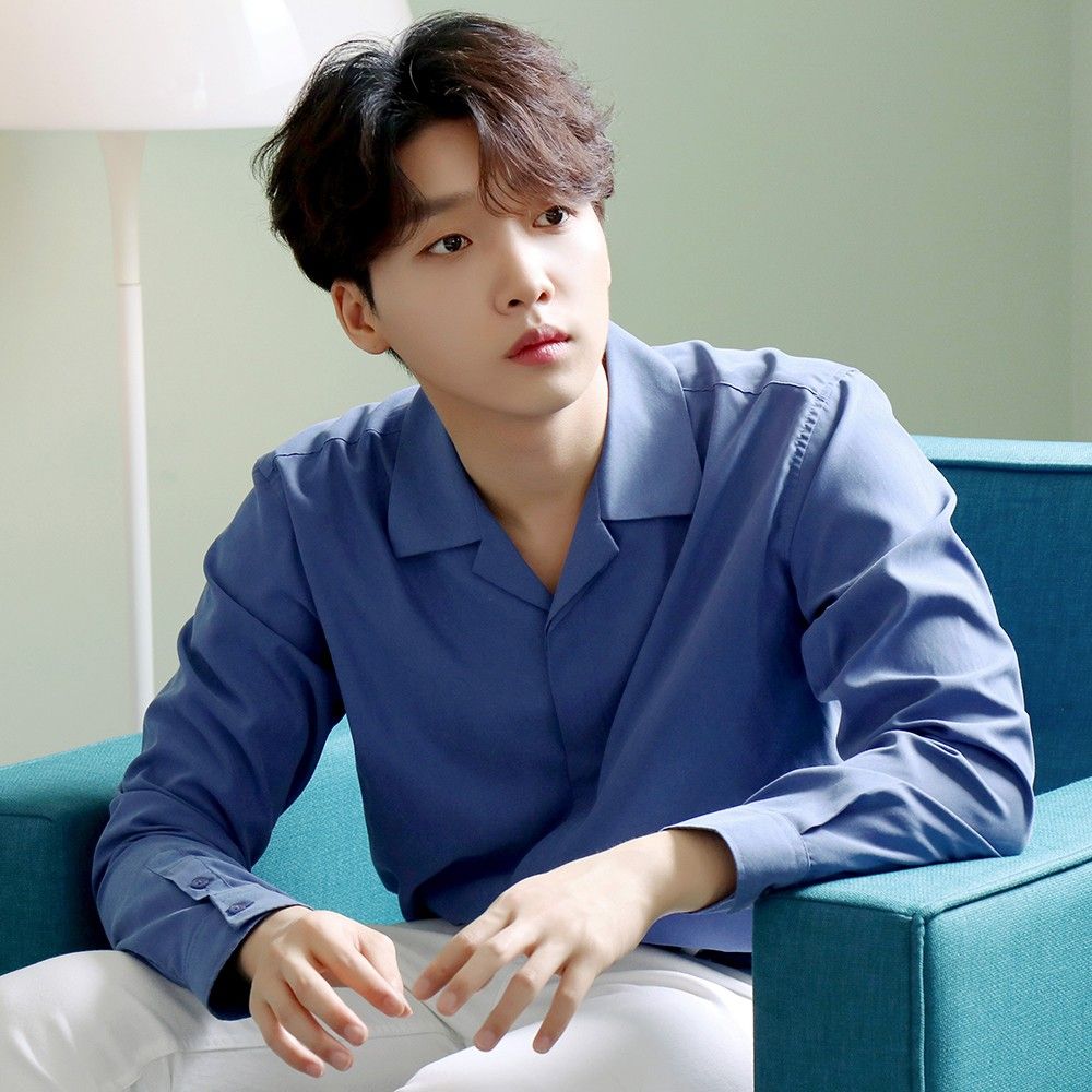 Recent activity shot of Jeong Sewoon