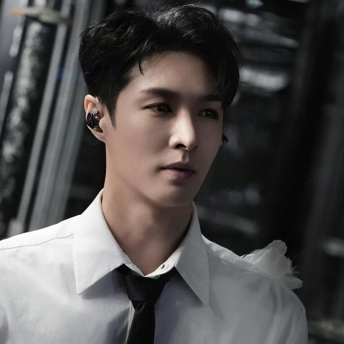 A moment captured by Lay (EXO)'s fan