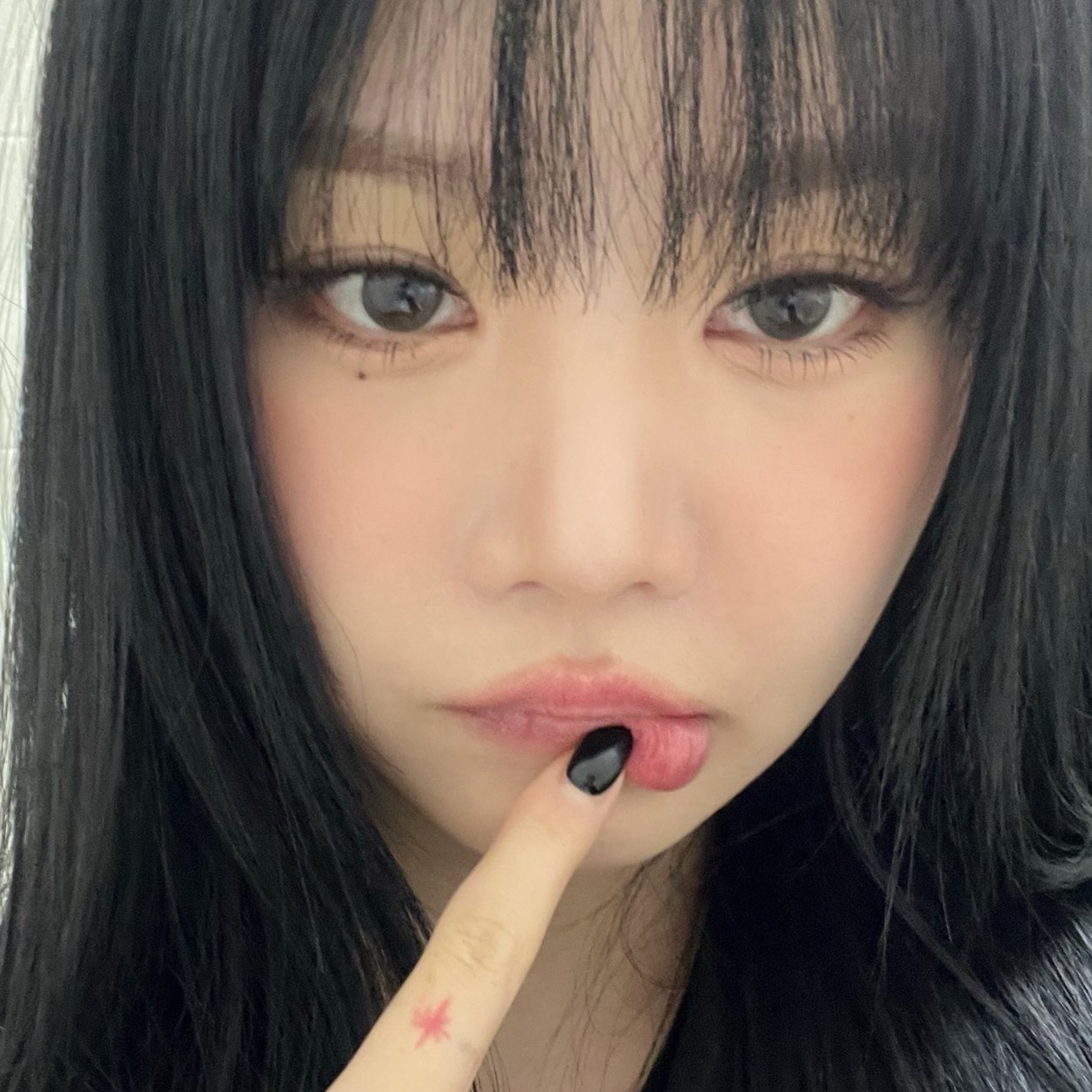 Recent activity shot of Soojin