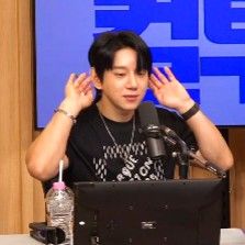 Latest photo of Hwang Chiyeol