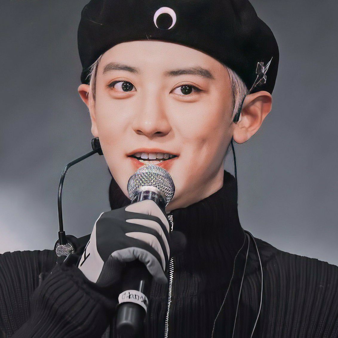 Foto aktivitas terbaru Chanyeol (EXO)