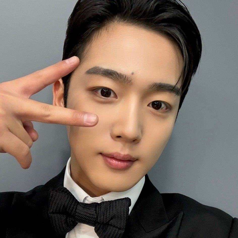 Latest photo of Kim Yohan (WEi)