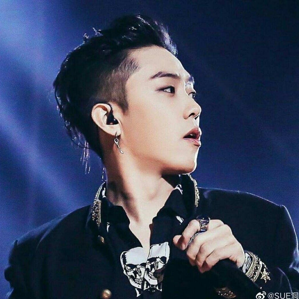 Behind-the-scenes cut of Eun Jiwon (SECHSKIES)