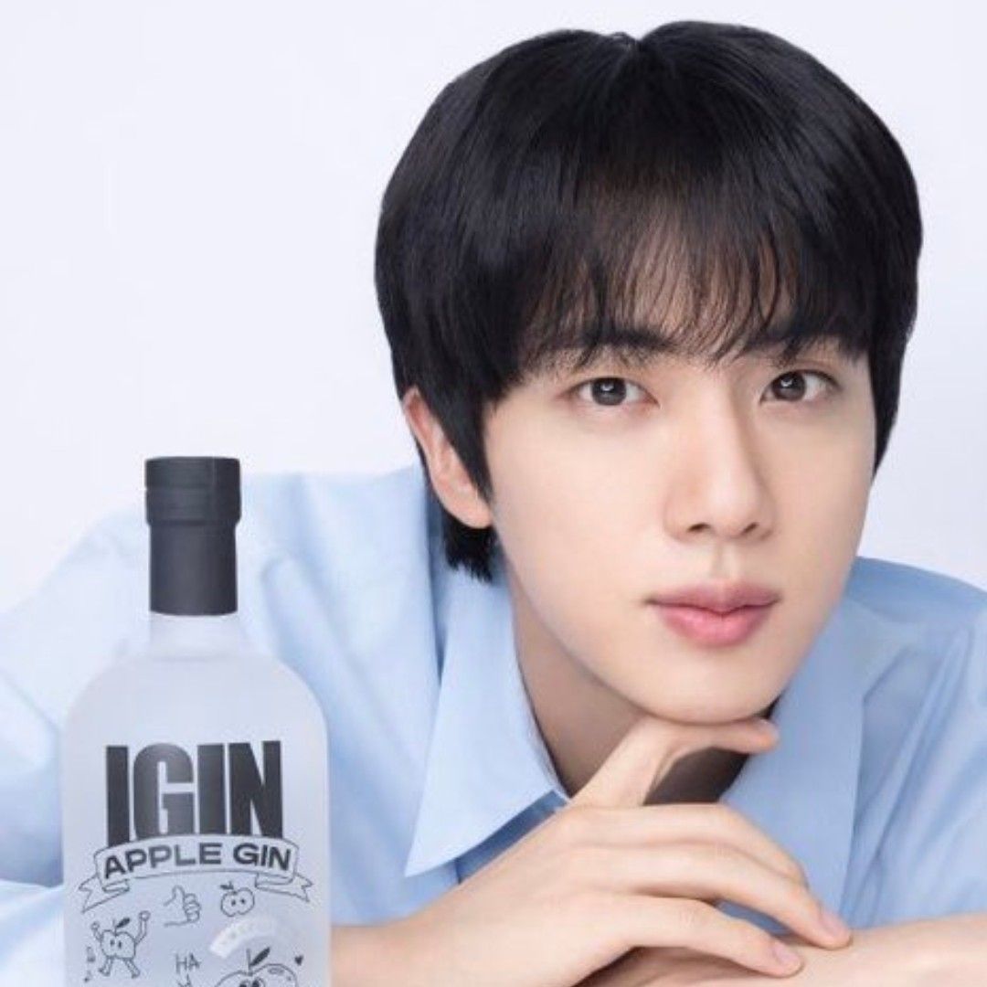 Jin (防彈少年團)的最新活動照片