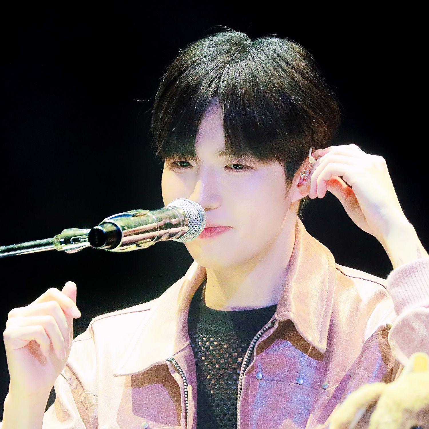 Recent activity shot of Kim Jaehwan