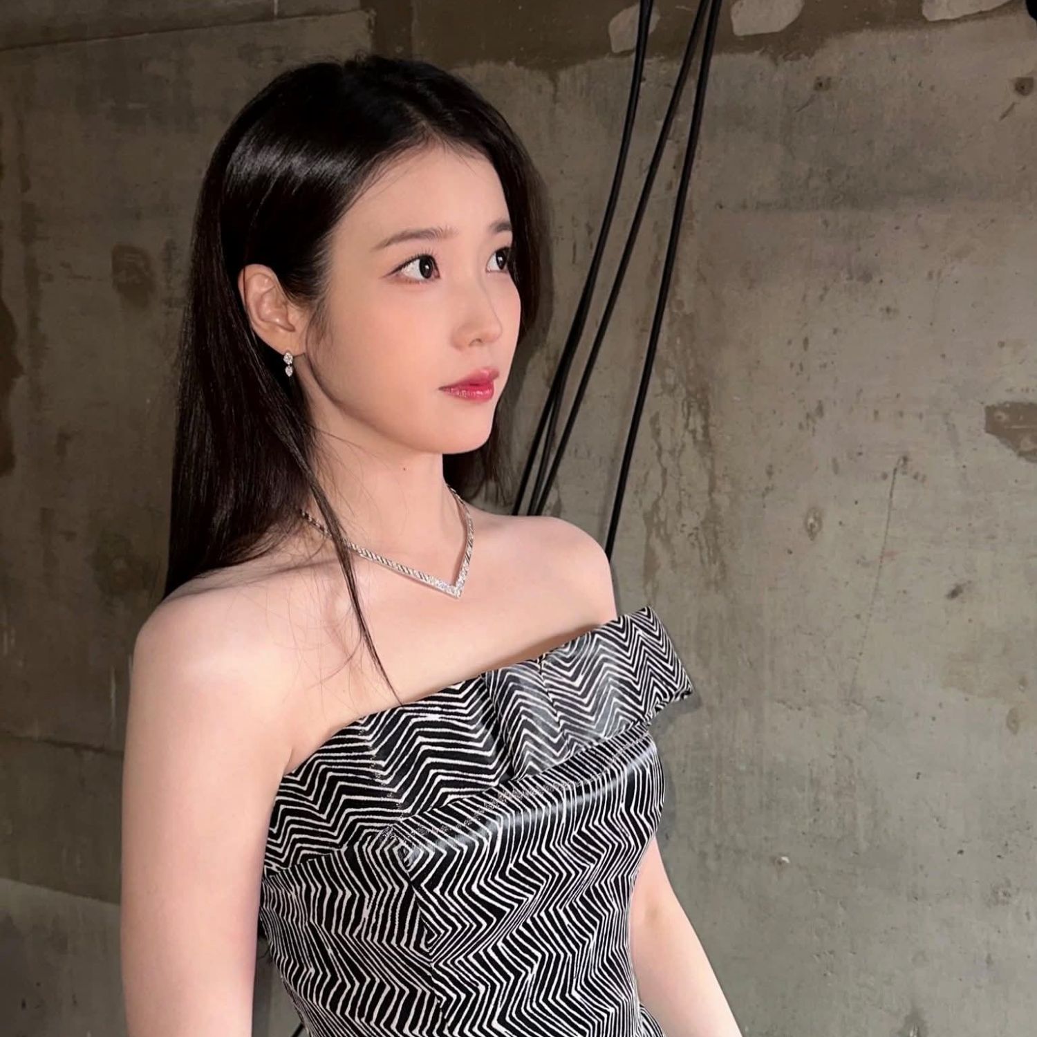 Recent activity shot of IU