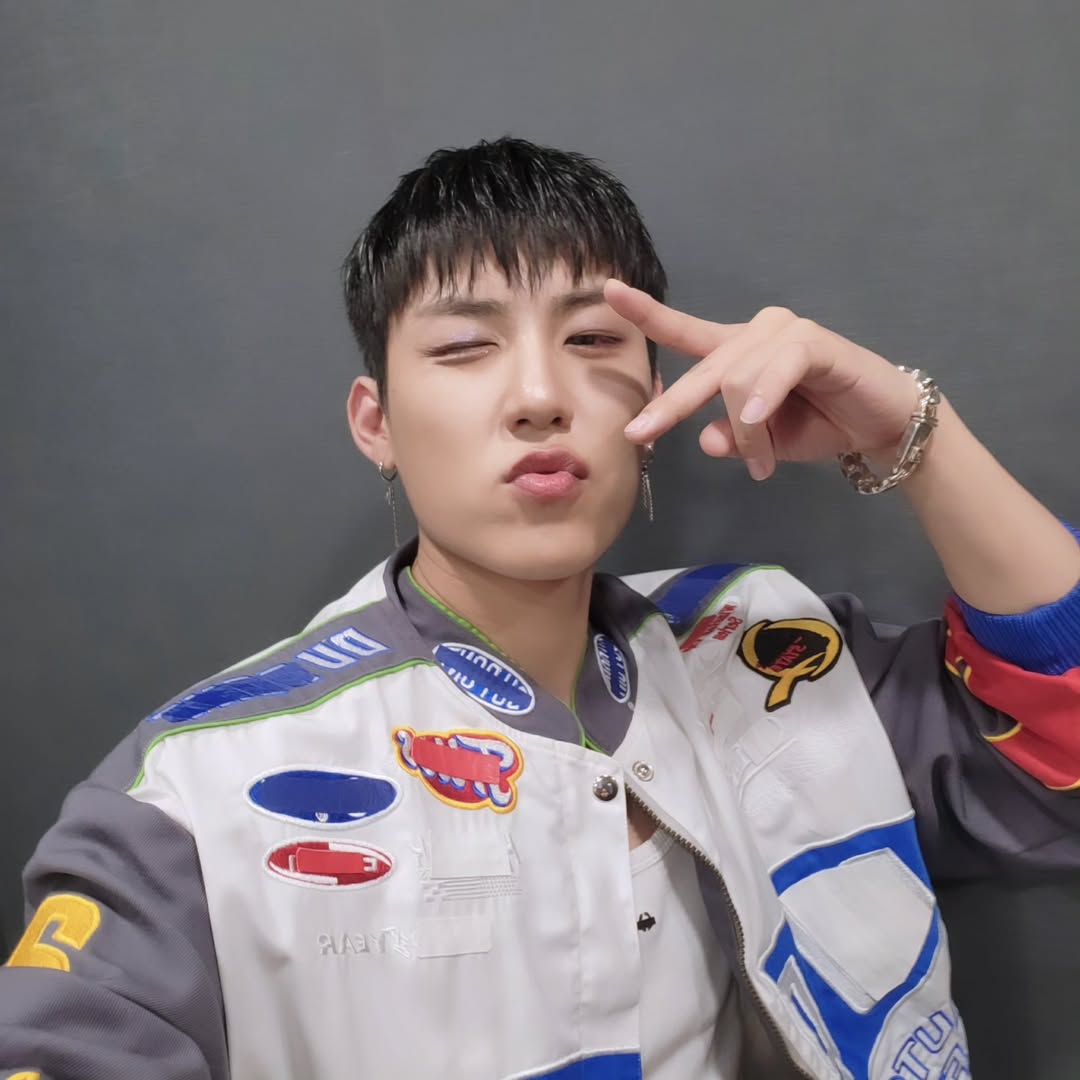 Latest photo of Park Woojin (AB6IX)