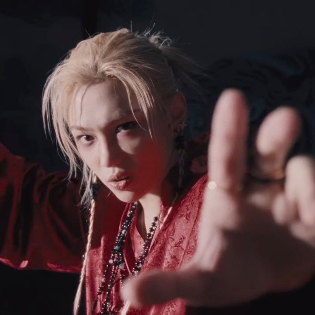 A moment captured by Felix (Stray Kids)'s fan