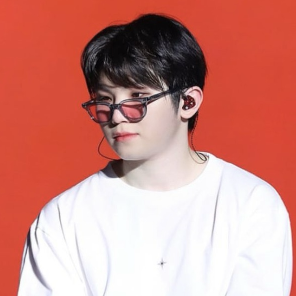Recent activity shot of Woozi (SEVENTEEN)