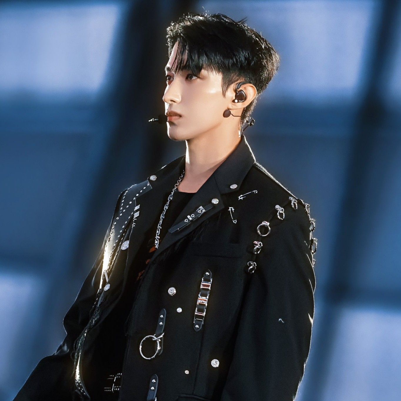 Behind-the-scenes cut of DK (SEVENTEEN)