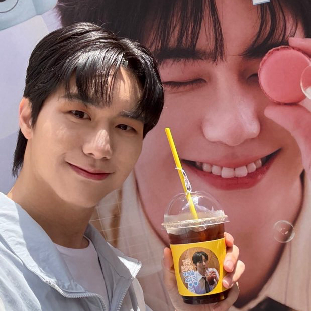 A moment captured by Kang Seungsik (VICTON)'s fan
