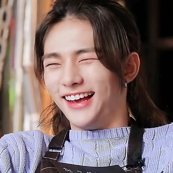 A moment captured by Hyunjin (Stray Kids)'s fan