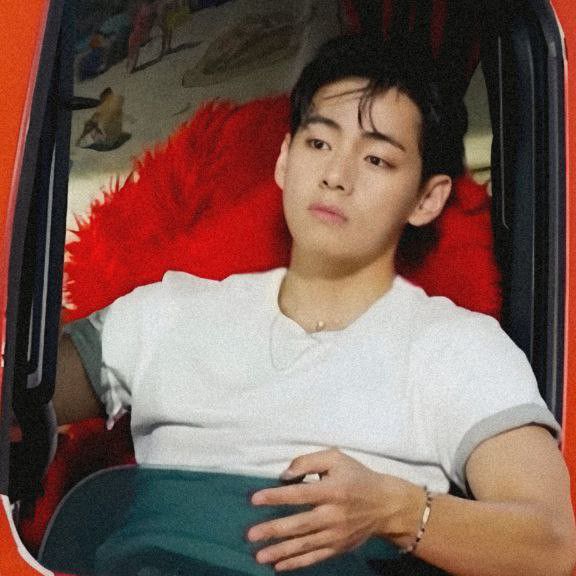 뷔 (방탄소년단) 팬이 찍은 순간