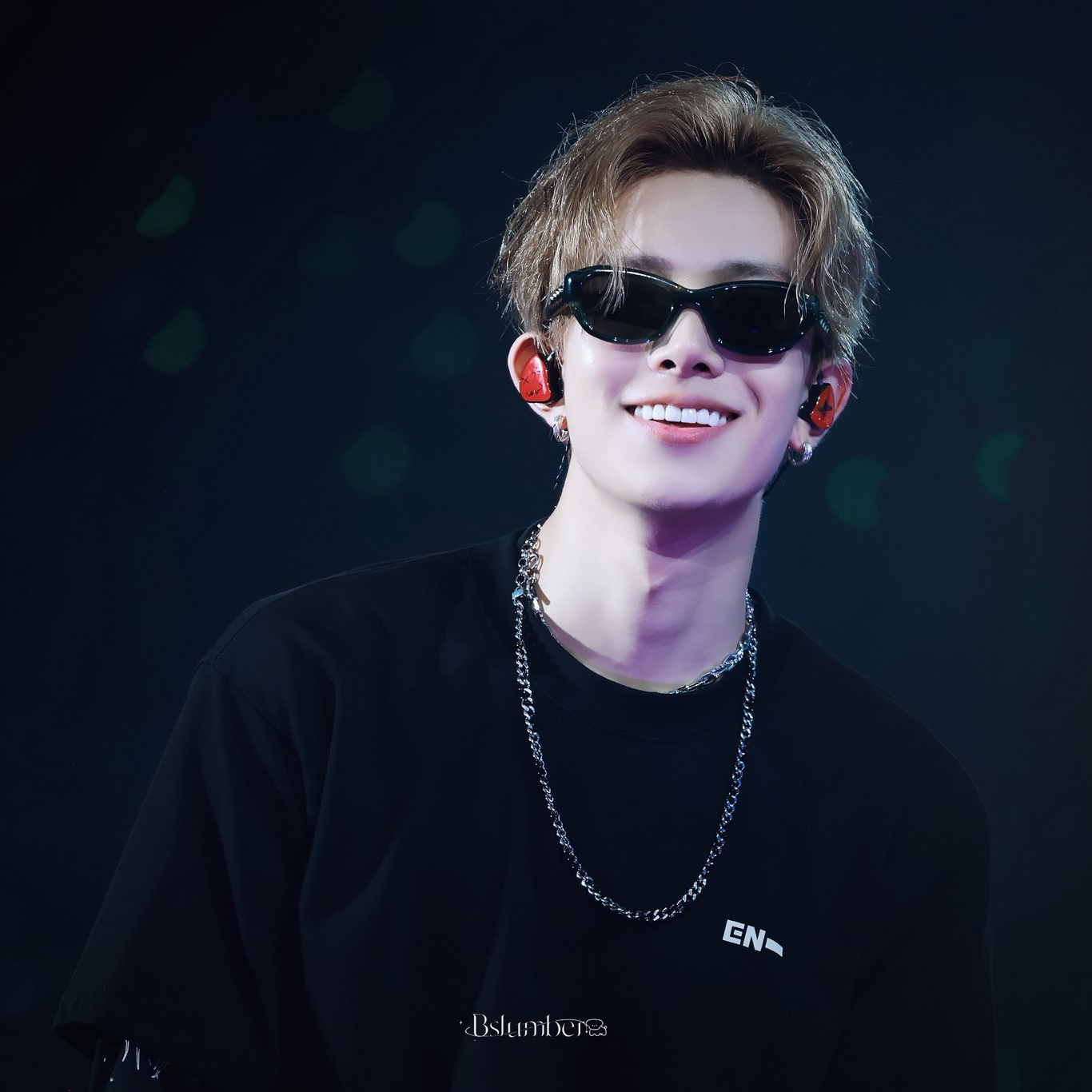 Momen yang diabadikan oleh penggemar Heeseung (ENHYPEN)