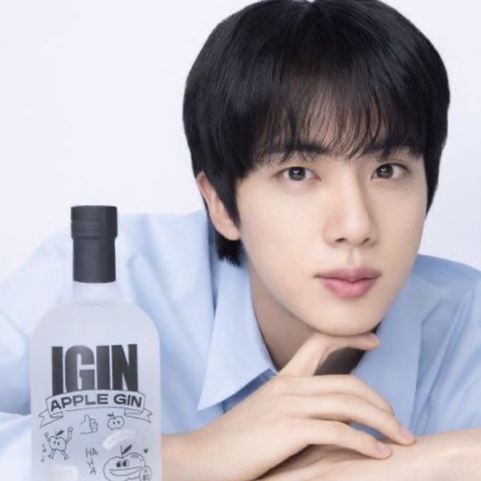 Behind-the-scenes cut of Jin (BTS)