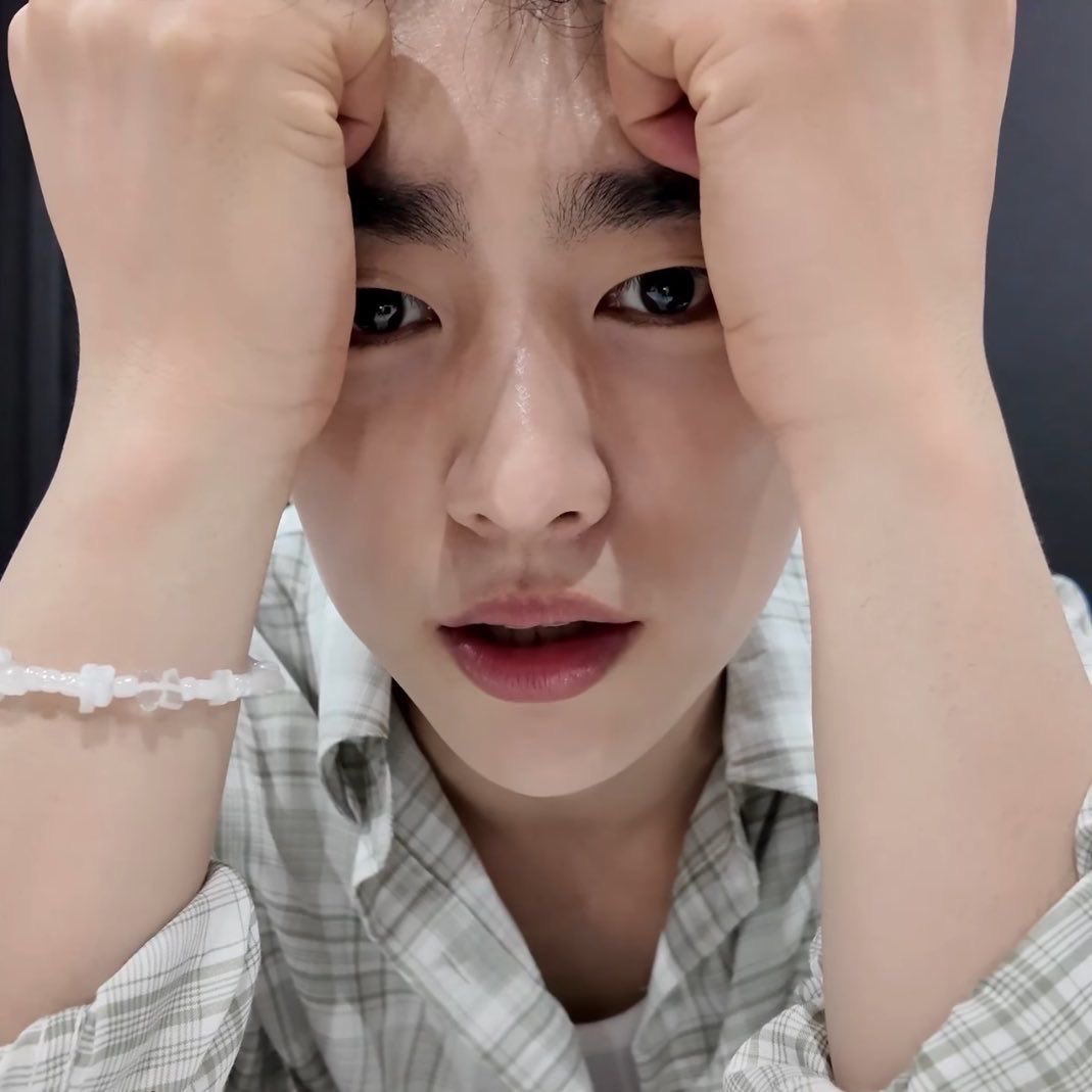 Recent activity shot of Jinyoung (GOT7)
