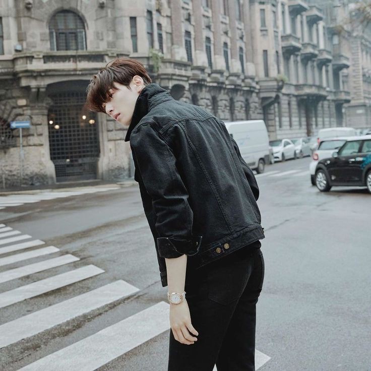 A moment captured by Eunwoo (ASTRO)'s fan