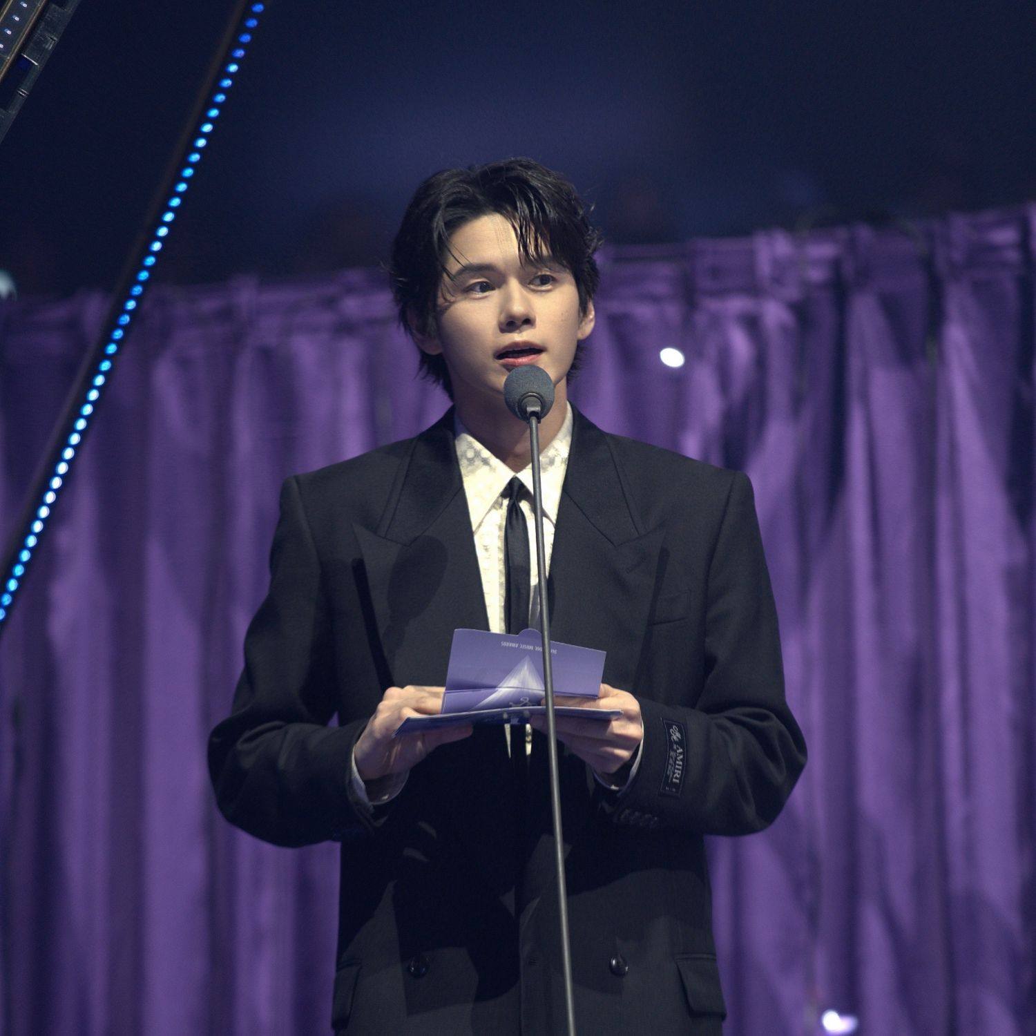 Behind-the-scenes cut of Ong Seongwu