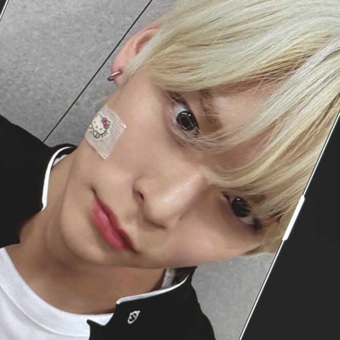 Eunseok (RIIZE)粉丝拍下的瞬间