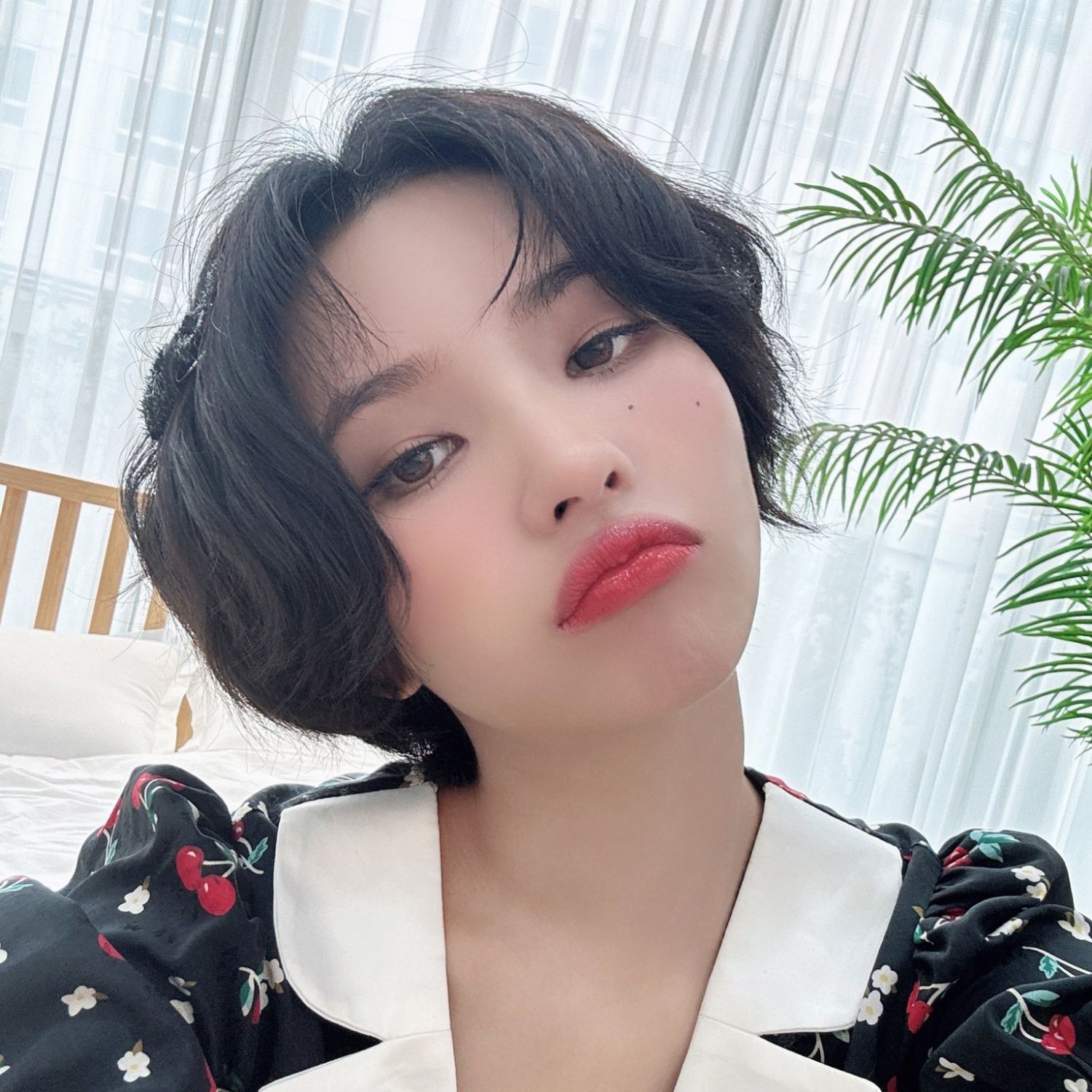 Latest photo of Soyeon (i-dle)