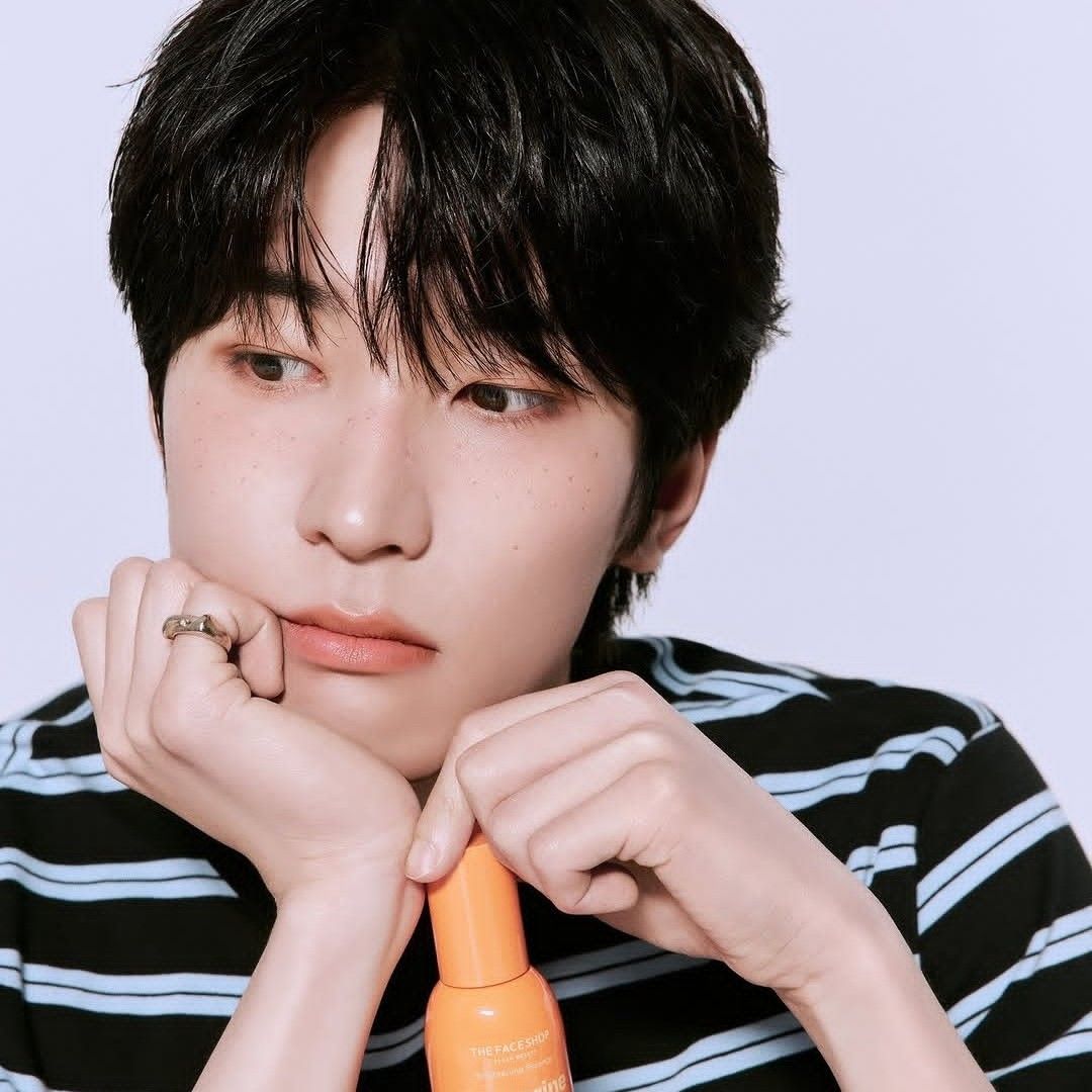 Behind-the-scenes cut of Wonwoo (SEVENTEEN)