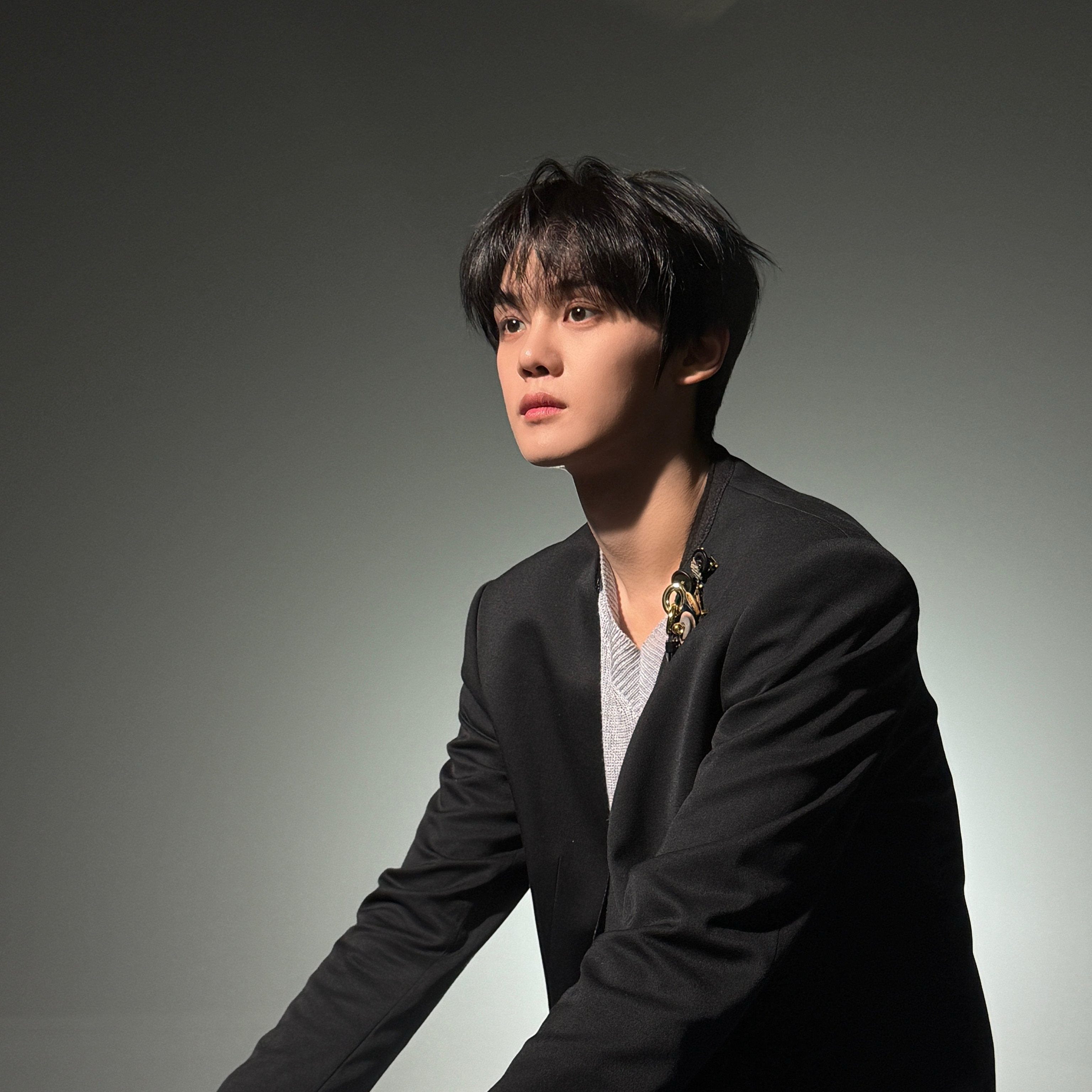 A moment captured by Kim Gyuvin (ZEROBASEONE)'s fan