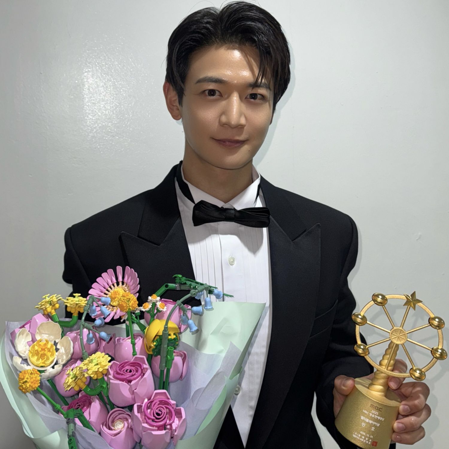 Recent activity shot of Minho (SHINee)