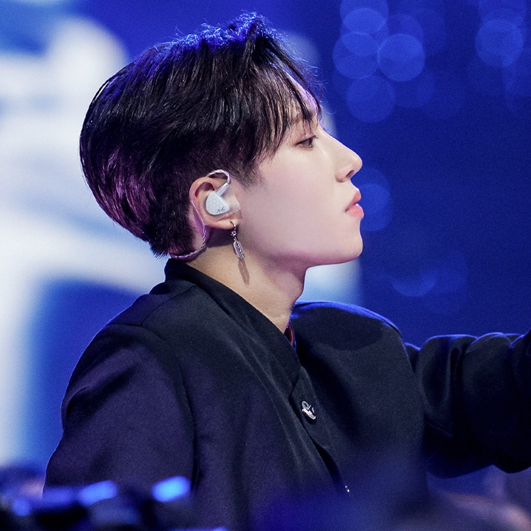 A moment captured by Zhang Jiahao's fan