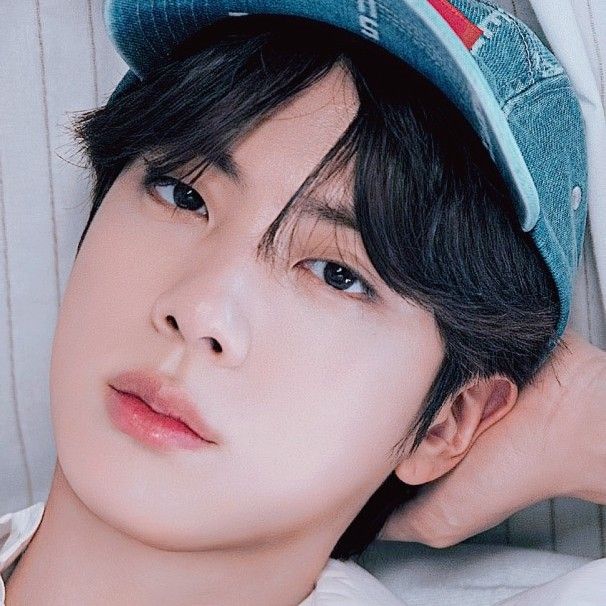 진 (방탄소년단)의 비하인드 컷