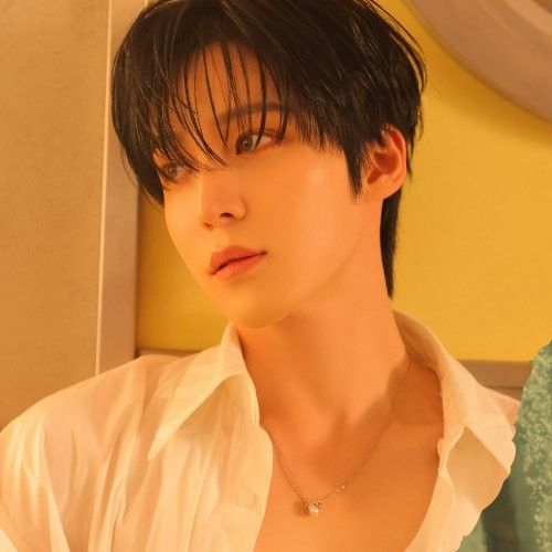 Foto terbaru Yunho (ATEEZ)