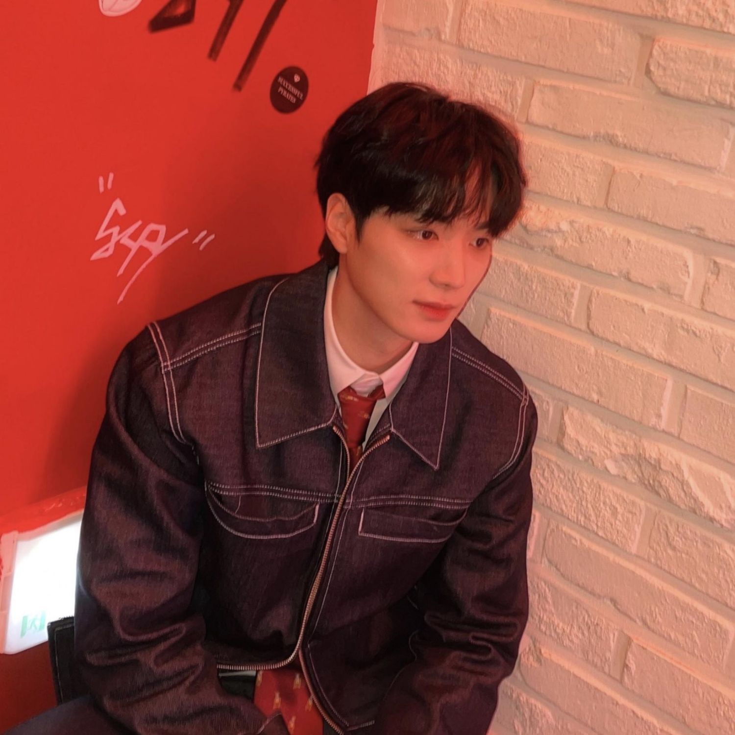 金锺炫粉丝拍下的瞬间