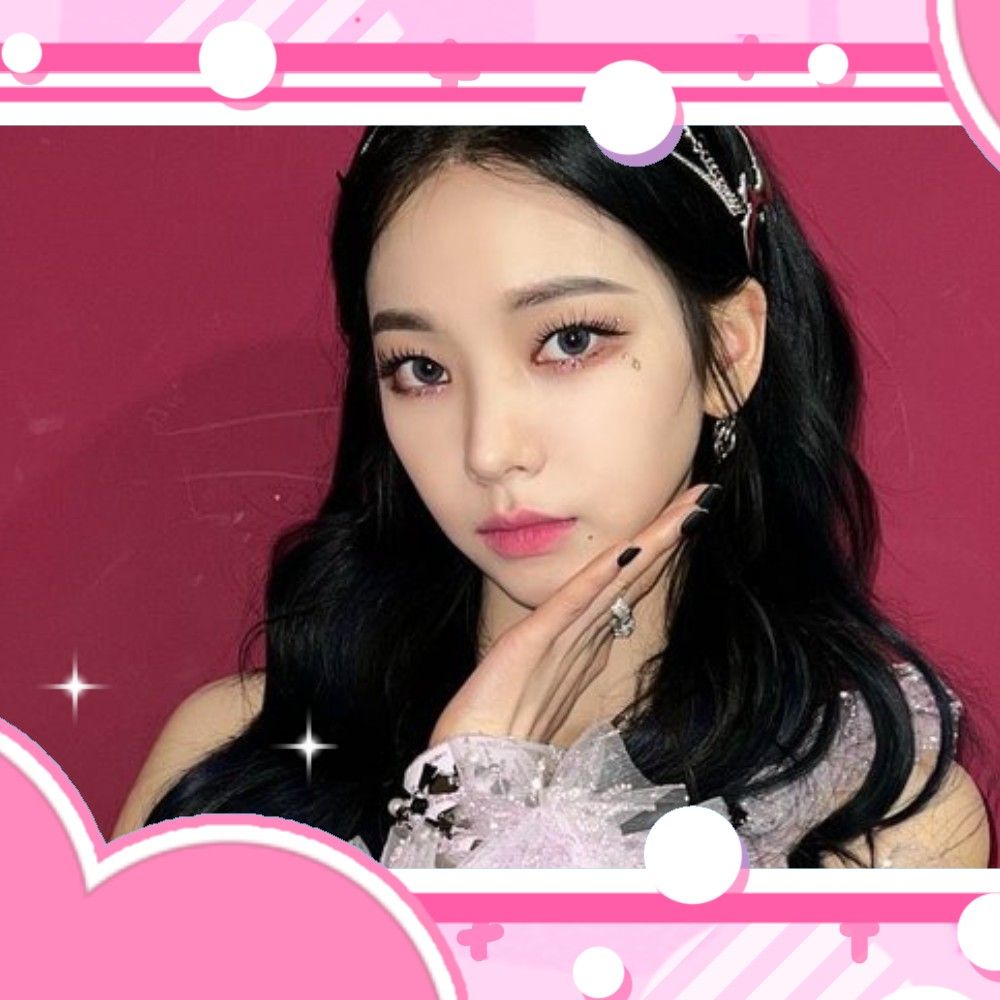 Recent activity shot of Karina (aespa)