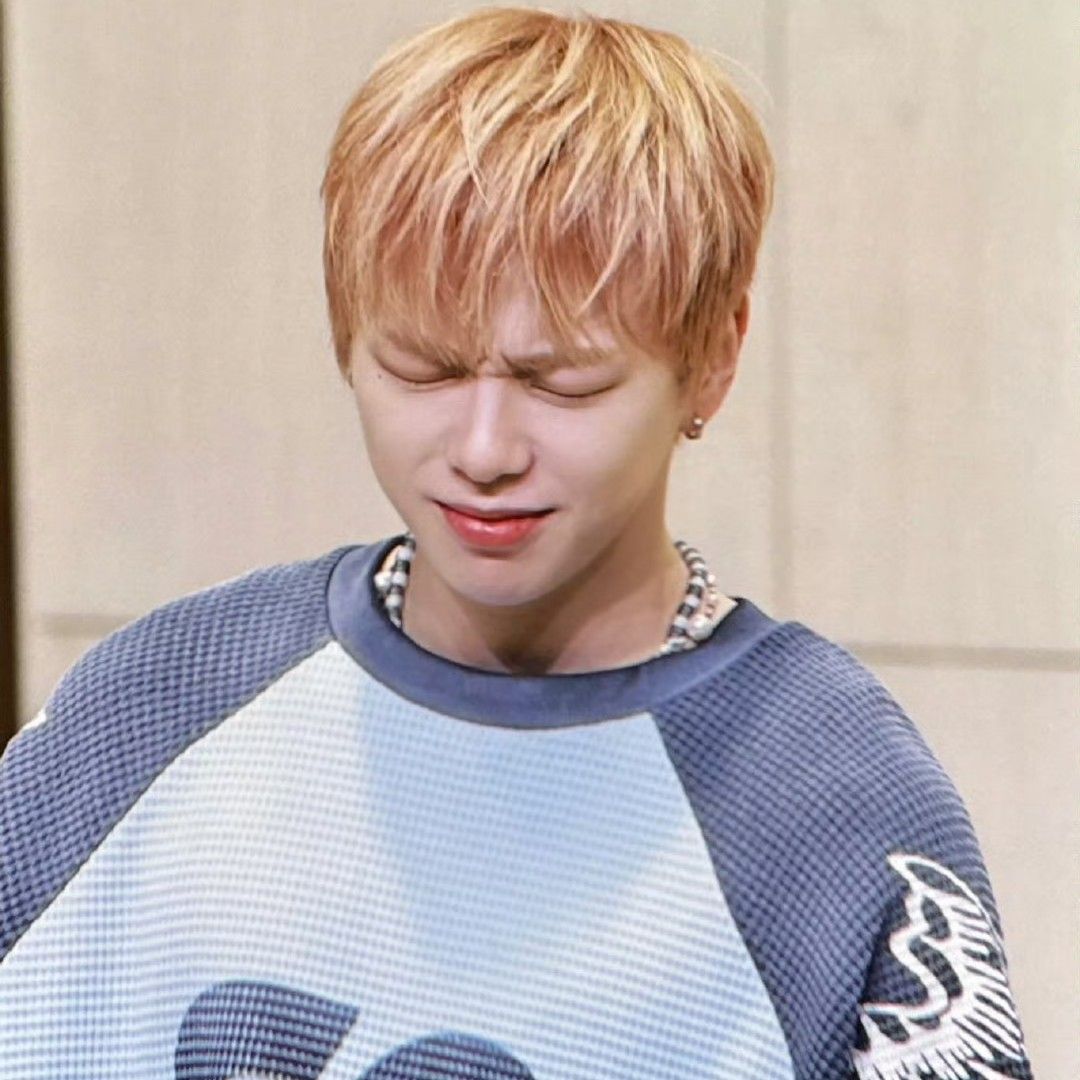 강다니엘의 최신 사진