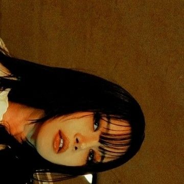 Behind-the-scenes cut of Solar (MAMAMOO)