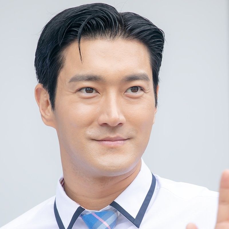 A moment captured by Siwon (Super Junior)'s fan