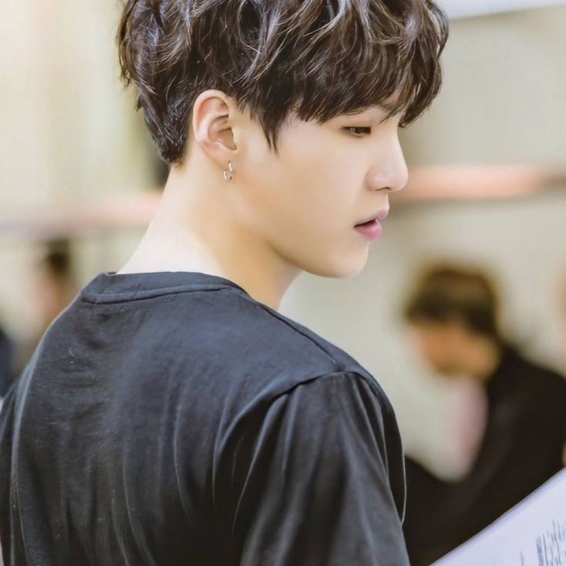 Latest photo of SUGA (BTS)