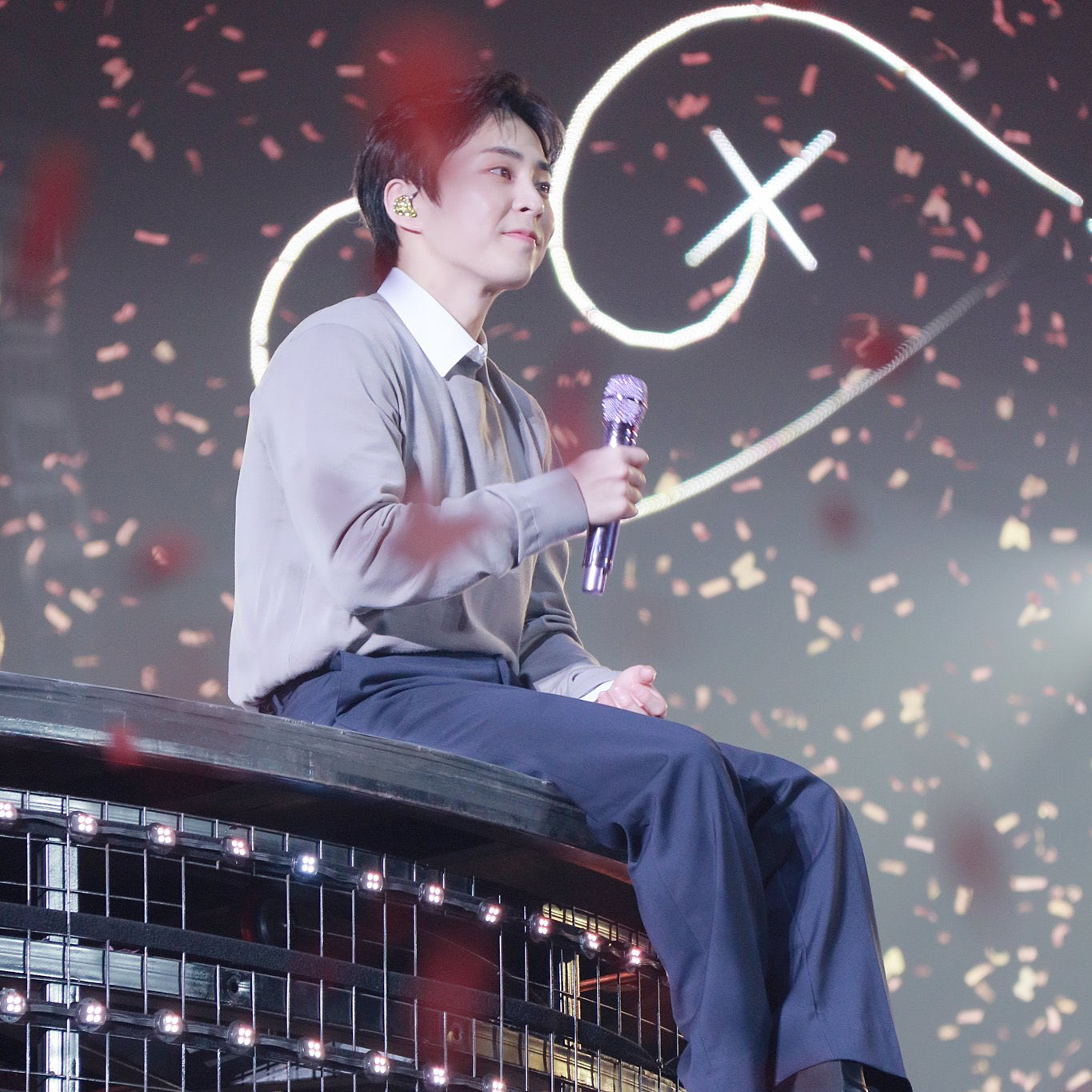 Behind-the-scenes cut of Xiumin (EXO)