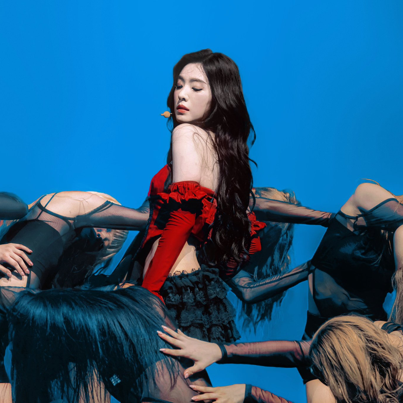Behind-the-scenes cut of Irene (Red Velvet)