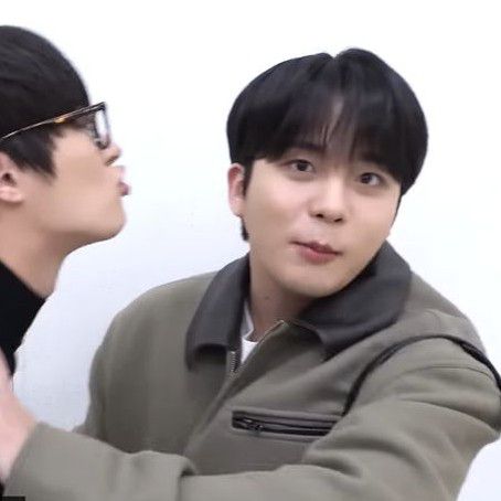 Latest photo of Jongho (ATEEZ)