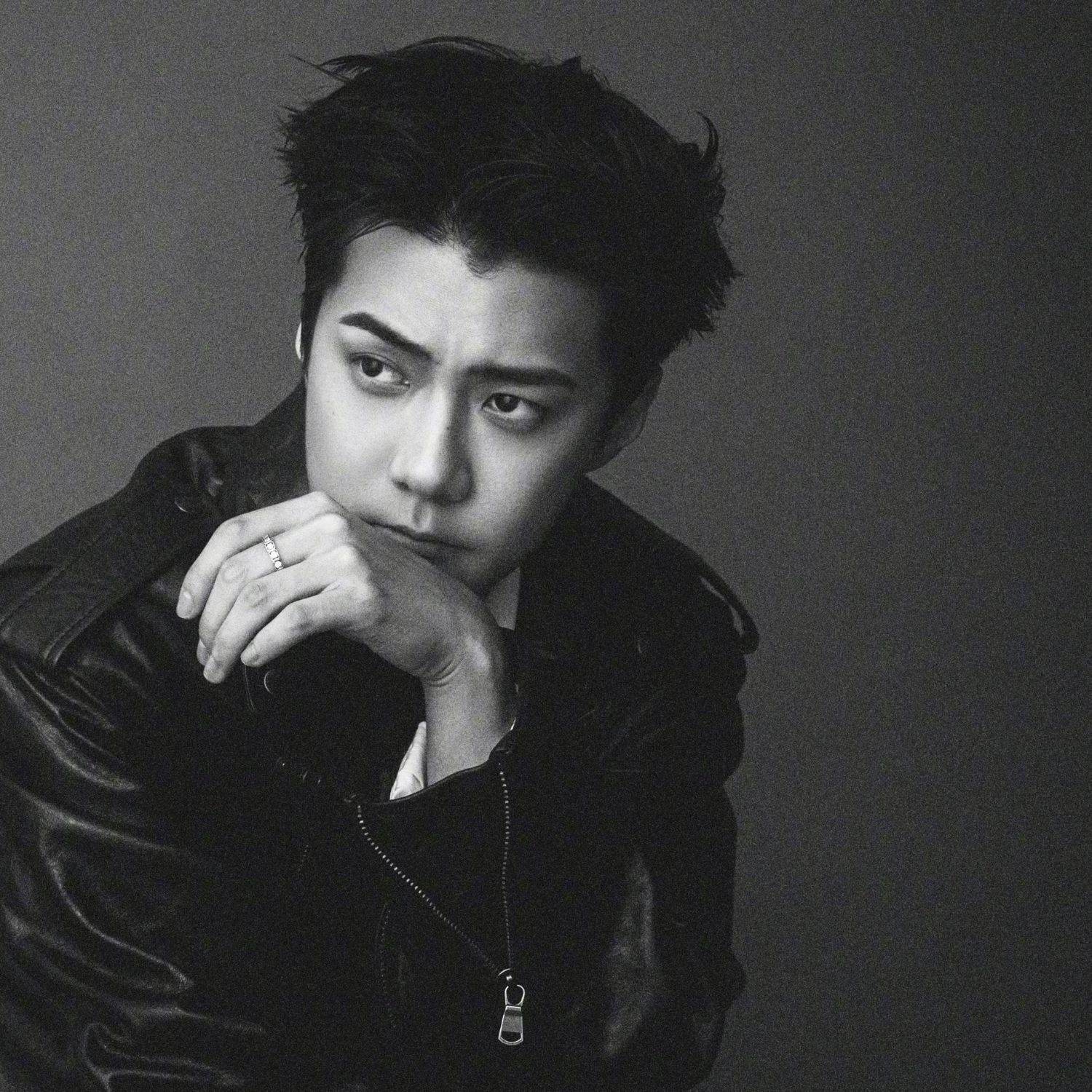 세훈 (EXO)의 비하인드 컷